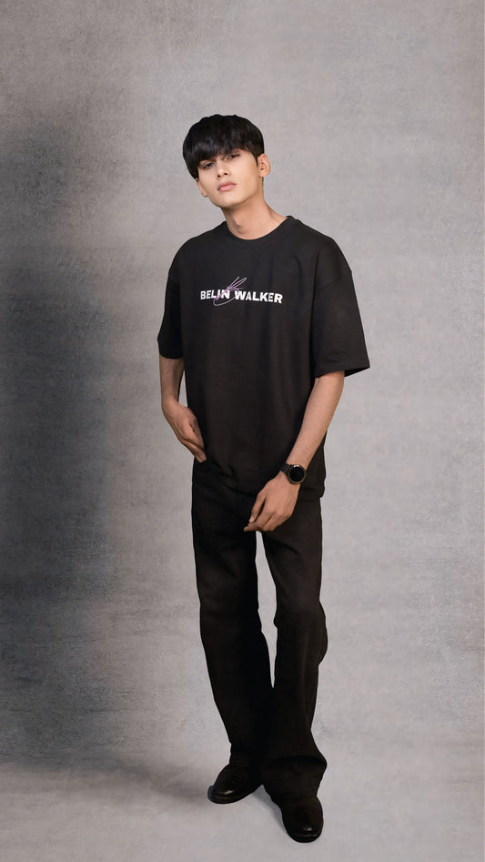 Oversized Black graphic T-shirt