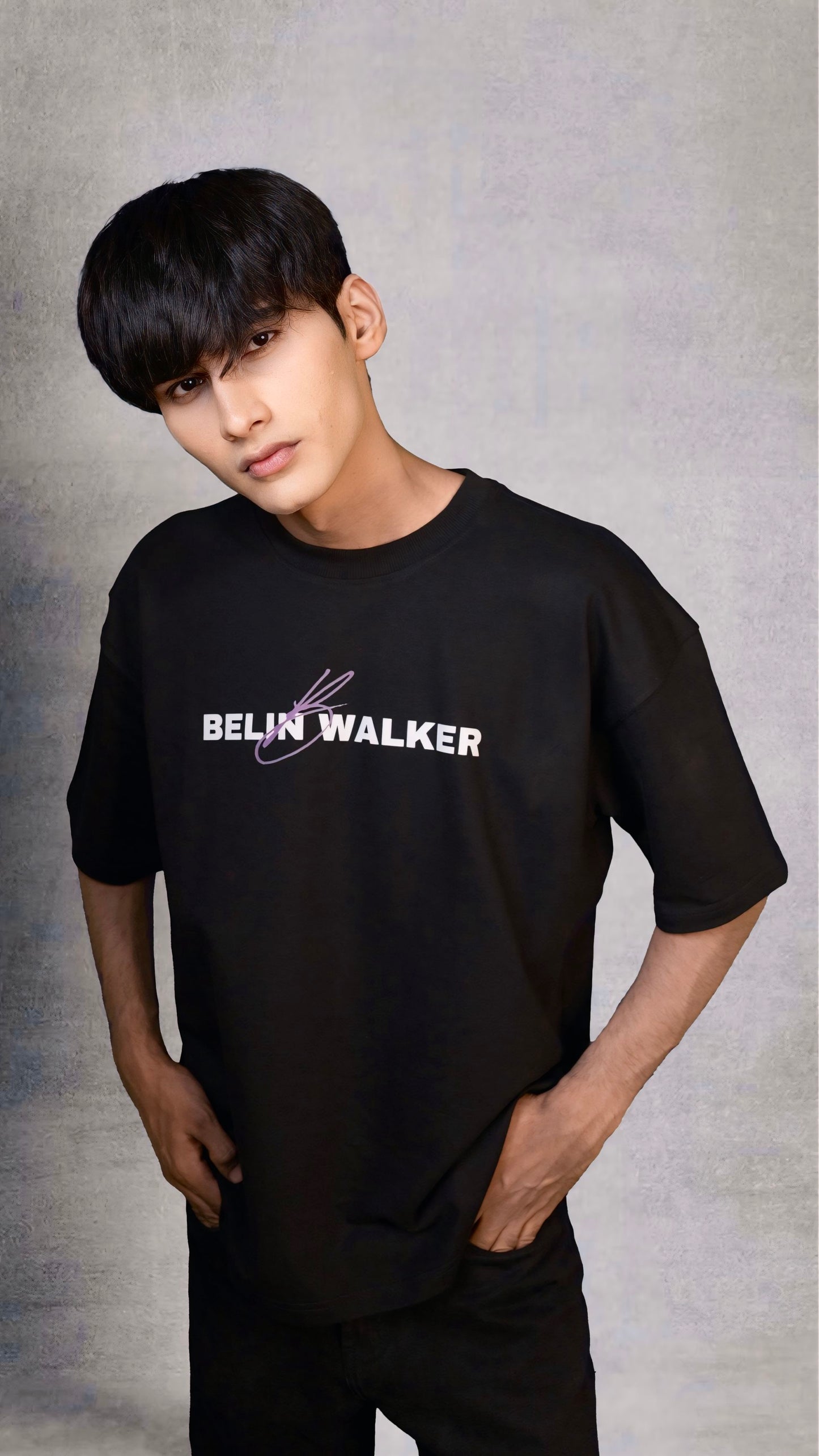 Oversized Black graphic T-shirt